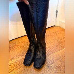Elegant Black Knee-High Women's Boots